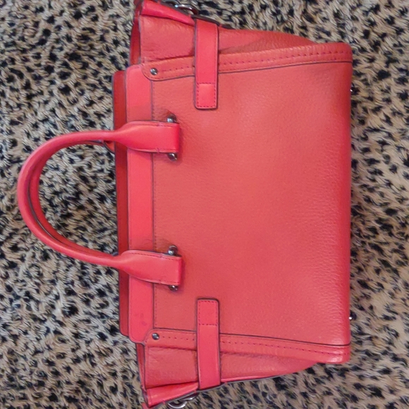 Coach Pebbled Swagger 27 Bag - Picture 3 of 11